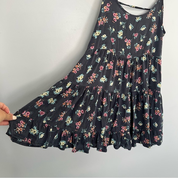 Brandy Melville Floral Tunic Babydoll Tank - Picture 5 of 7